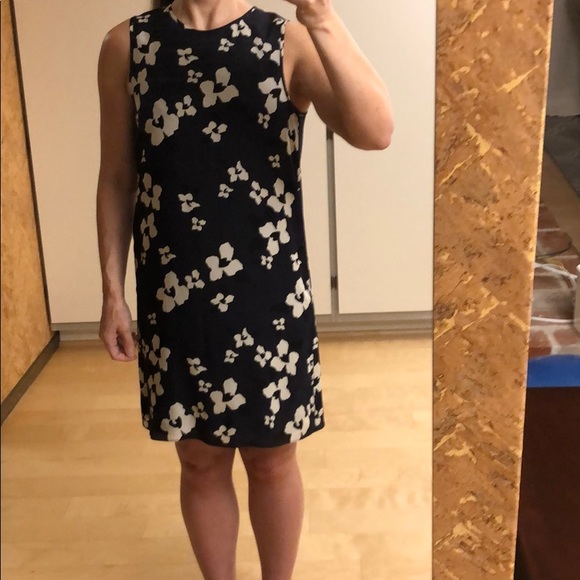 Theory 'Brindina' Autumn Floral Silk Shift Dress - Picture 4 of 9